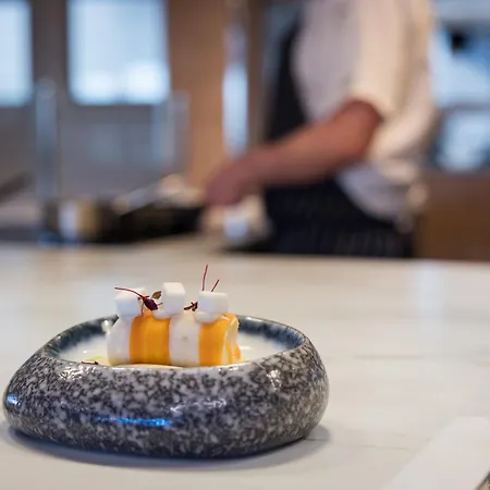 호텔 Sandburn Hall