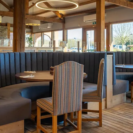 호텔 Sandburn Hall